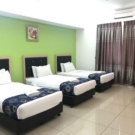 De Viana Hotel & Apartments Кота-Бару Экстерьер фото