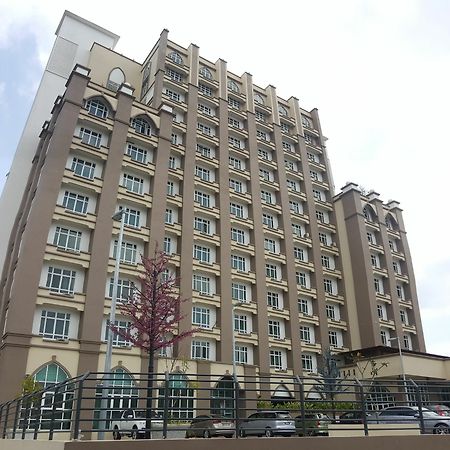 De Viana Hotel & Apartments Кота-Бару Экстерьер фото