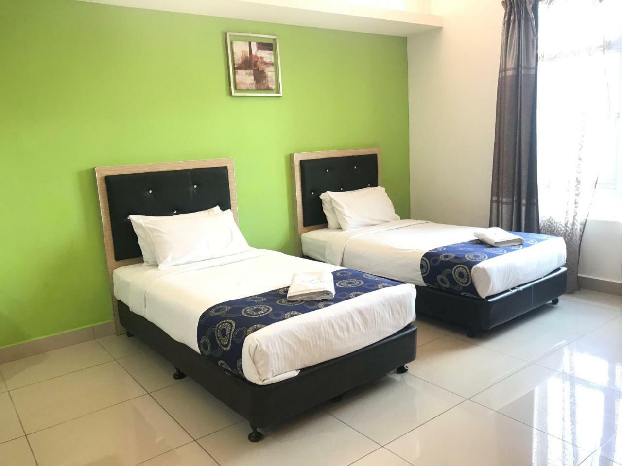 De Viana Hotel & Apartments Кота-Бару Экстерьер фото