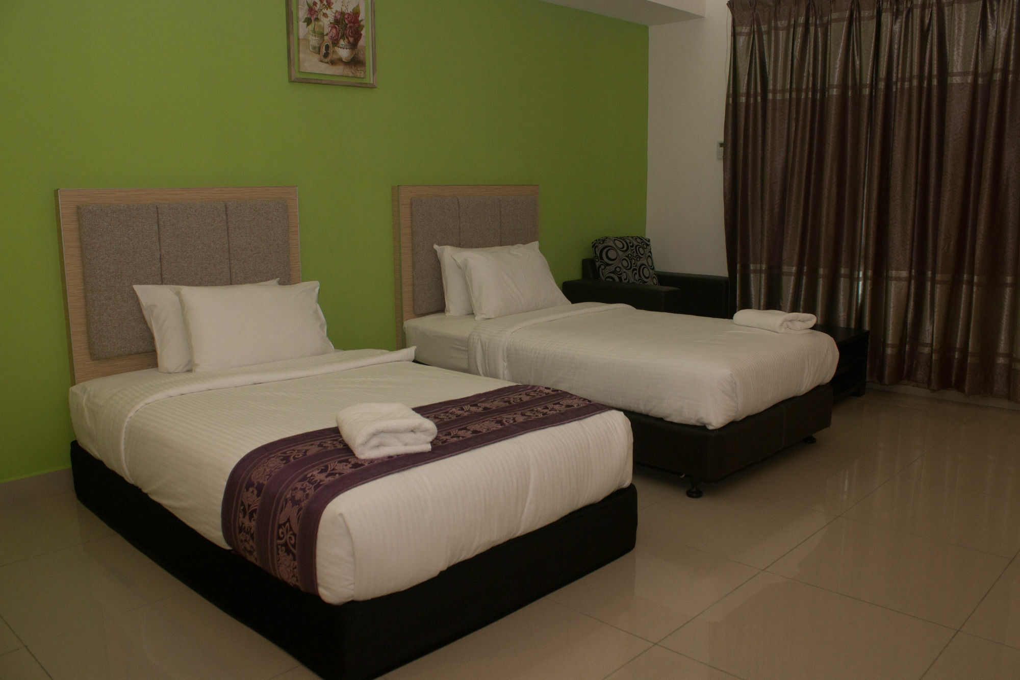 De Viana Hotel & Apartments Кота-Бару Экстерьер фото
